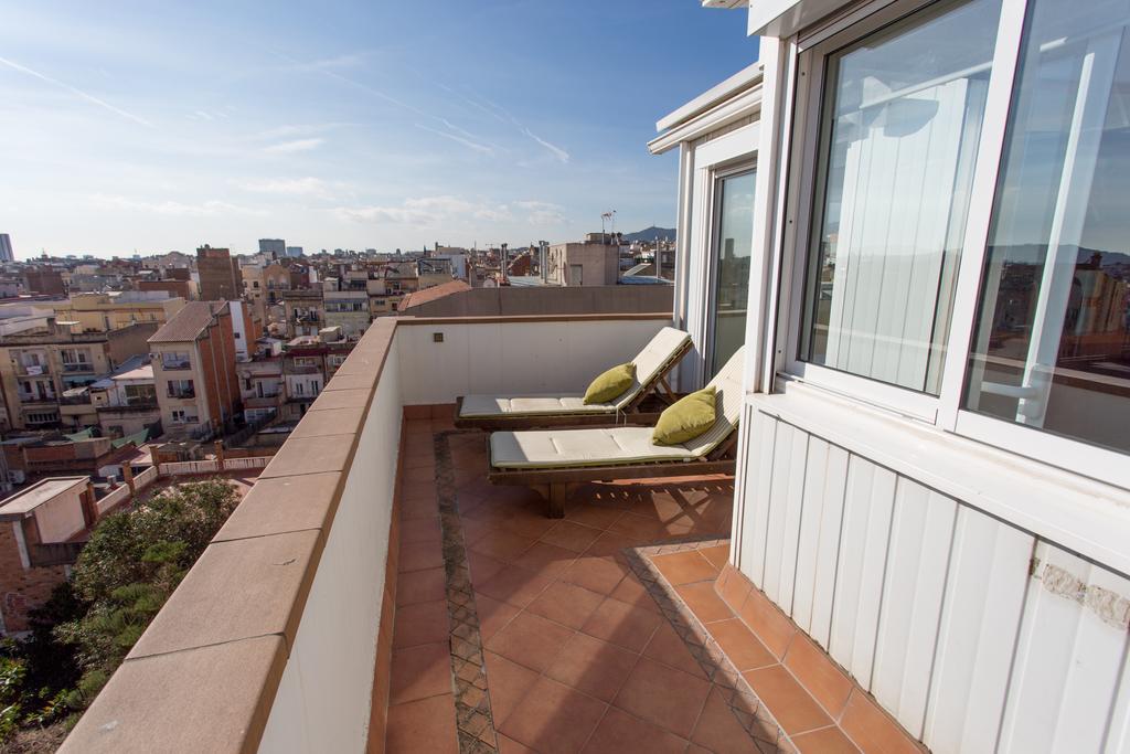 Gaudi Views Apartment Барселона Екстериор снимка