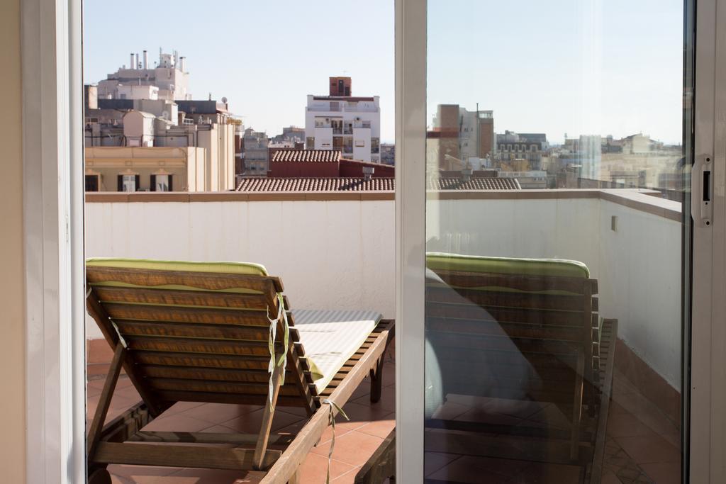 Gaudi Views Apartment Барселона Екстериор снимка